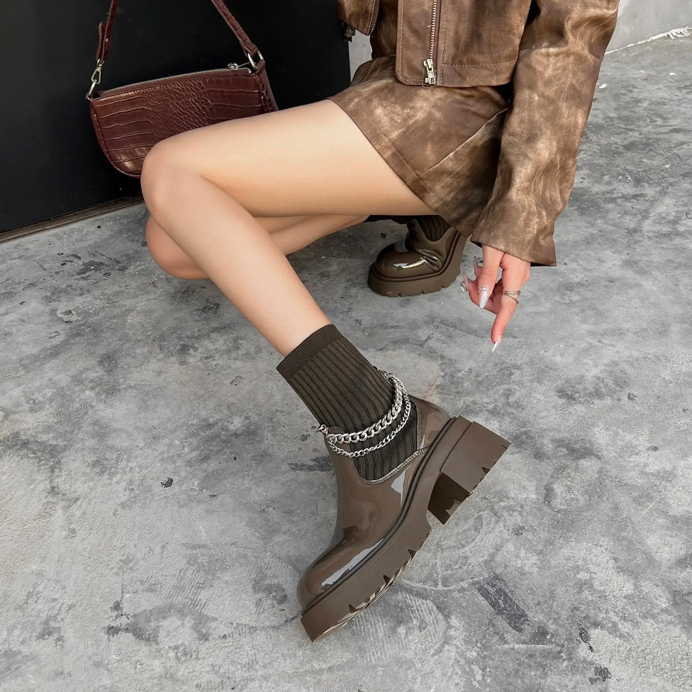 Mylu | BRIO in Mocha Mousse | Chelsea Boots | Metal Chain Decor Ankle Boots | Chunky Sole Chelsea Boots